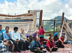 शिमला के लक्कड़ बाजार में तहबाजारियों की वापसी पर बवाल, व्यापारियों ने दुकानें बंद कर शुरू किया अनशन; चक्का जाम की चेतावनी